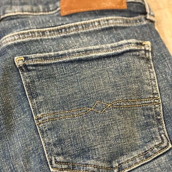 Lucky Brand Mid-Rise Sweet Boot Jeans Size 6/28 - Picture 5 of 7